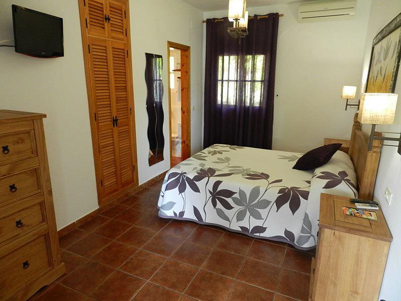 Hostal Las Acacias Los Canos De Meca Bagian luar foto